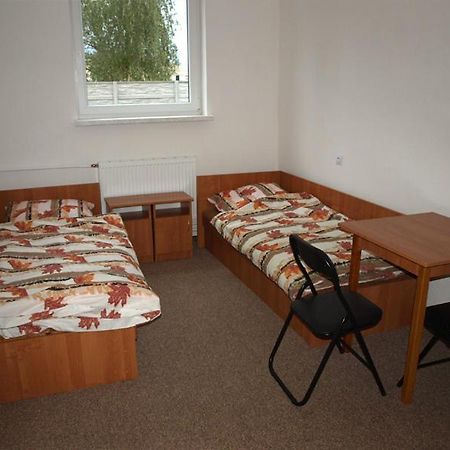 Ostrowiec Świętokrzyski Hostel Hutnik מראה חיצוני תמונה